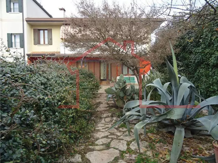 Immagine 16 di Appartamento in vendita  in Via Sommavilla a Tombolo