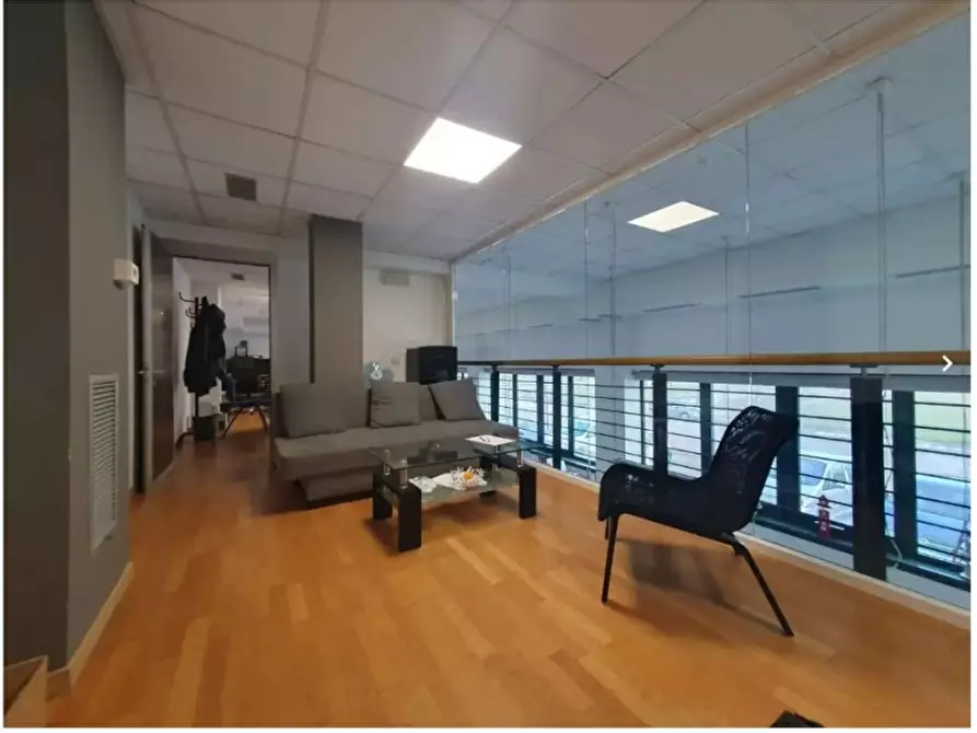 Immagine 1 di Ufficio in vendita  in Via Padova a Cartura