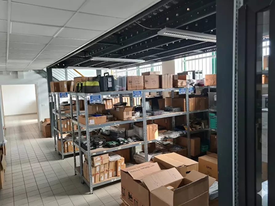 Immagine 10 di Ufficio in vendita  in Via Padova a Cartura