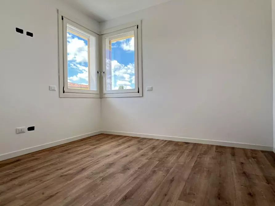Immagine 4 di Appartamento in vendita  in Via Roma a Rovolon
