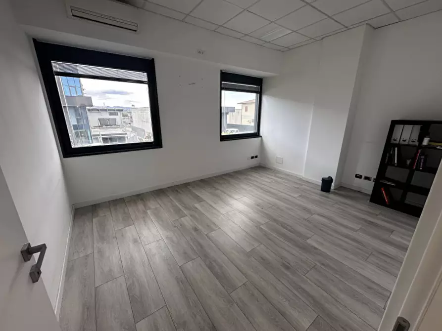 Immagine 1 di Ufficio in affitto  in via monti berici a San Giovanni Lupatoto