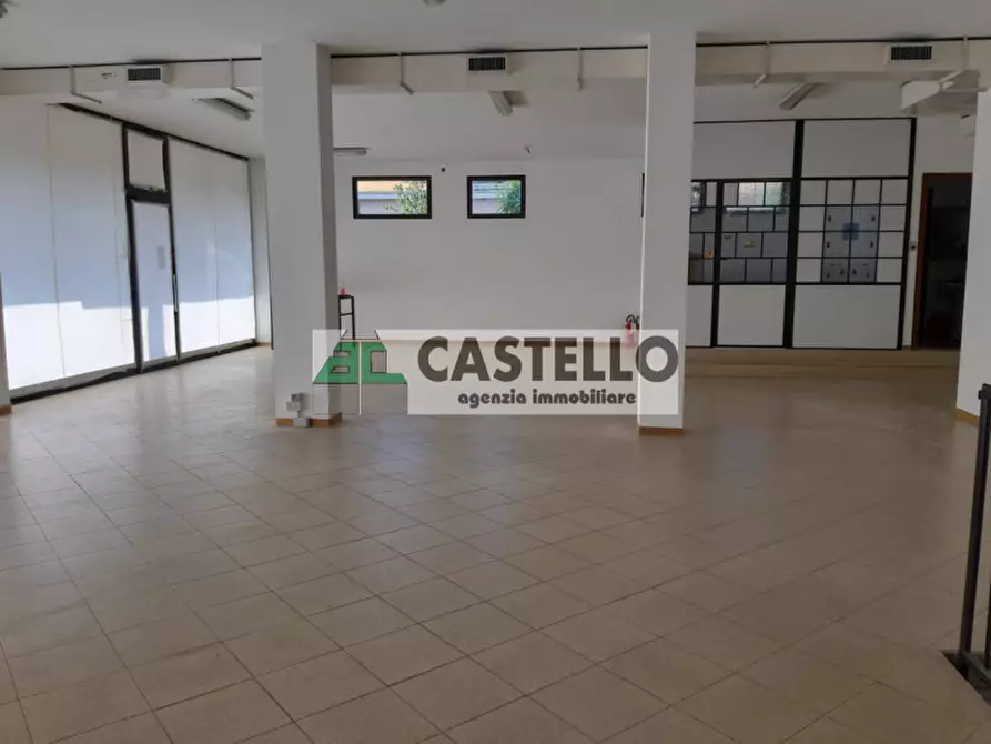 Immagine 8 di Negozio in affitto  in Via Antonio Gramsci a Cadoneghe