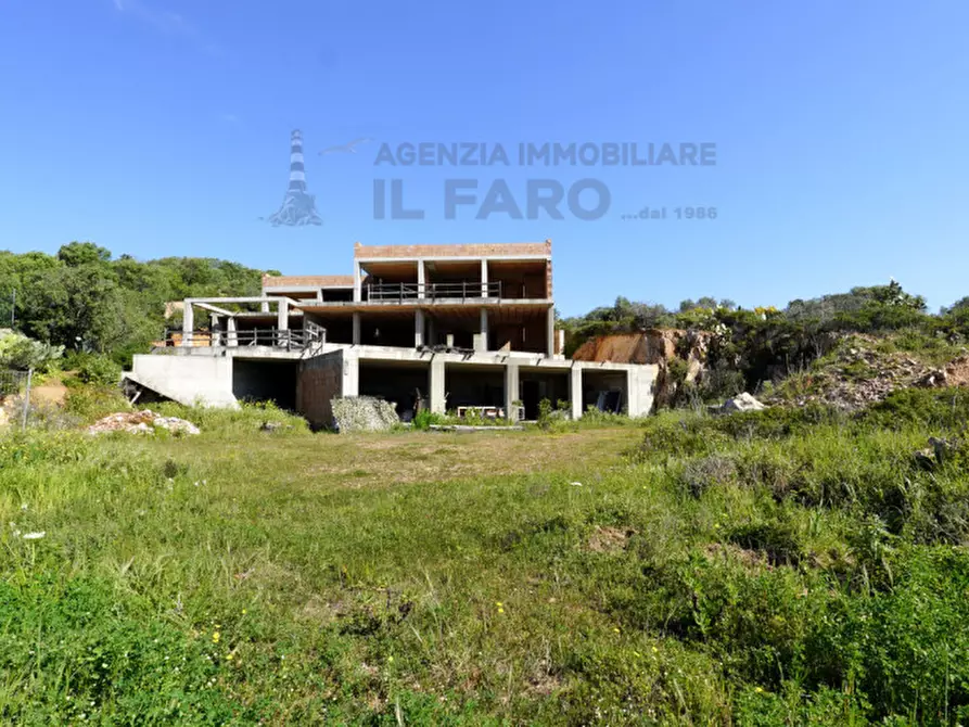Immagine 2 di Villa in vendita  in Via Caio Duilio a La Maddalena
