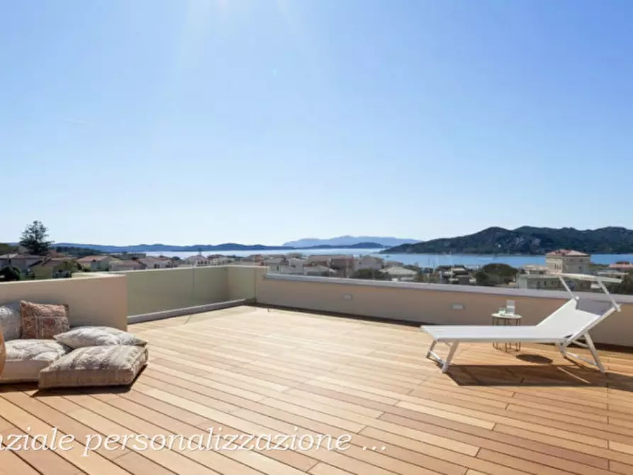 Immagine 4 di Villa in vendita  in Via Caio Duilio a La Maddalena