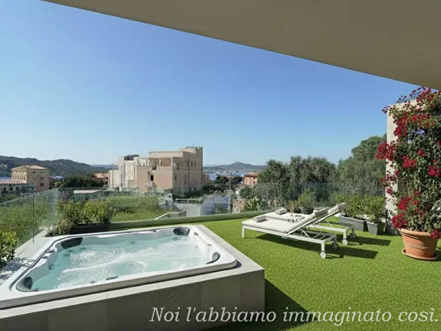 Immagine 8 di Villa in vendita  in Via Caio Duilio a La Maddalena