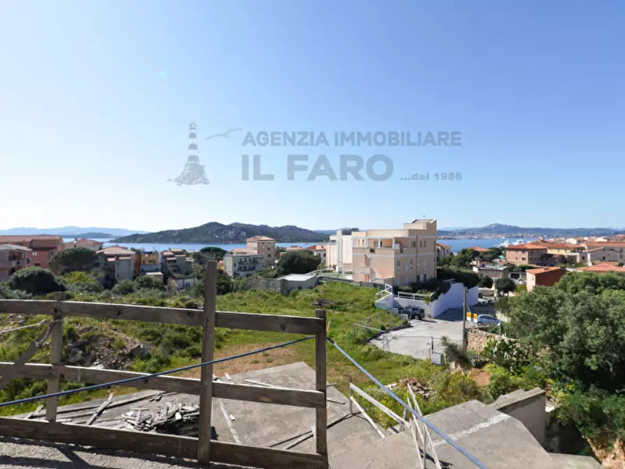 Immagine 10 di Villa in vendita  in Via Caio Duilio a La Maddalena