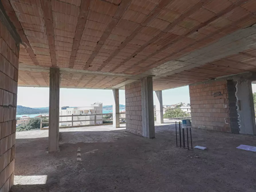 Immagine 15 di Villa in vendita  in Via Caio Duilio a La Maddalena