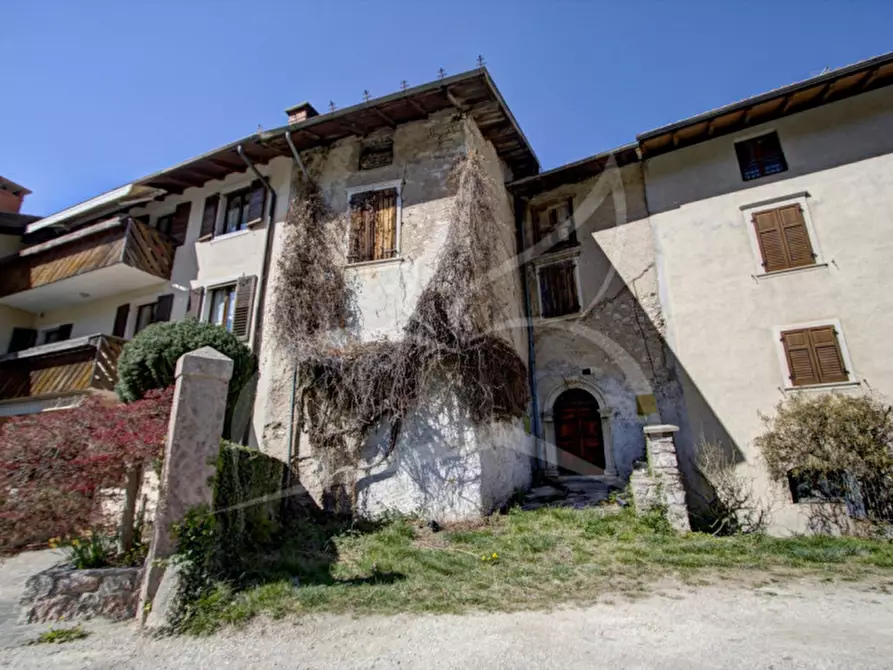 Immagine 2 di Rustico / casale in vendita  in VIA DEL DOSSOL 28 a Trento