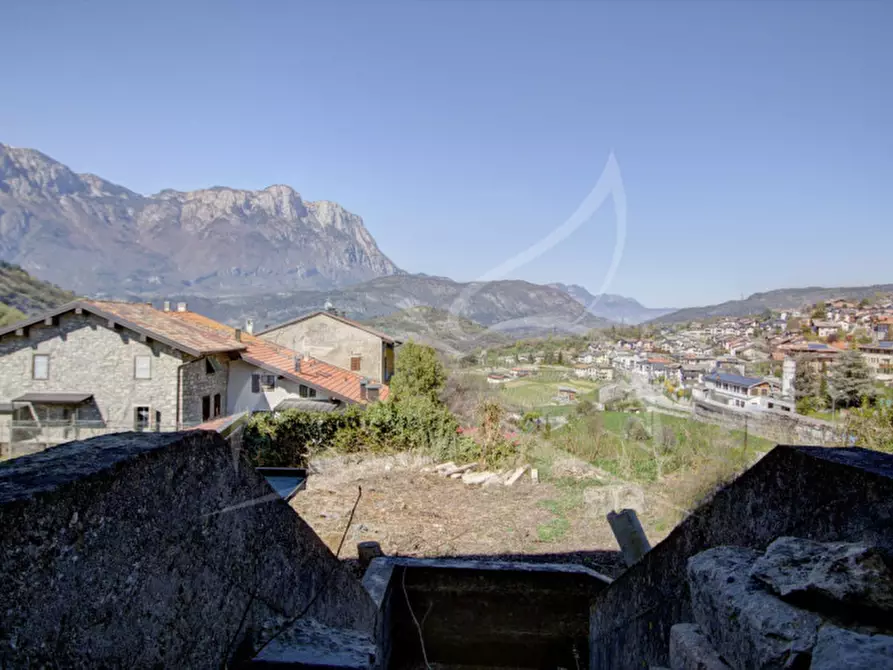 Immagine 3 di Rustico / casale in vendita  in VIA DEL DOSSOL 28 a Trento