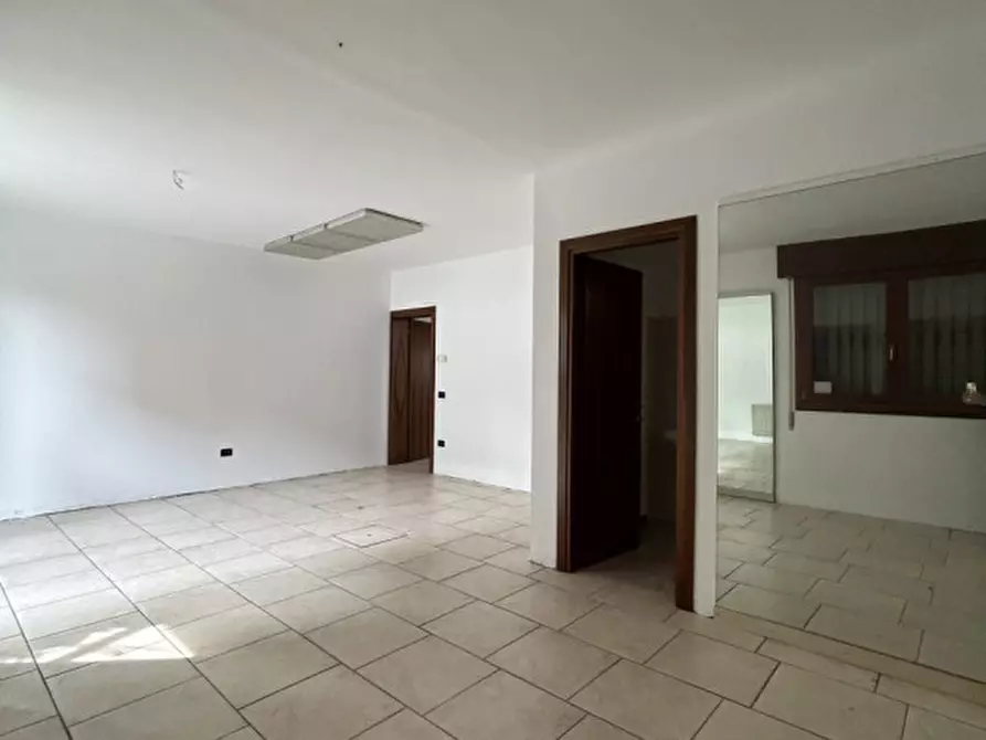 Immagine 1 di Ufficio in affitto  in Via dei Novale a Noale