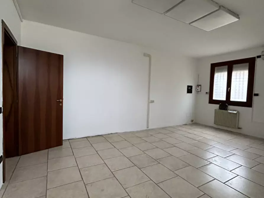 Immagine 5 di Ufficio in affitto  in Via dei Novale a Noale