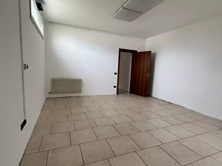 Immagine 6 di Ufficio in affitto  in Via dei Novale a Noale