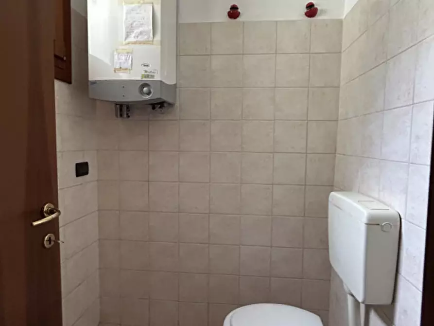 Immagine 10 di Ufficio in affitto  in Via dei Novale a Noale