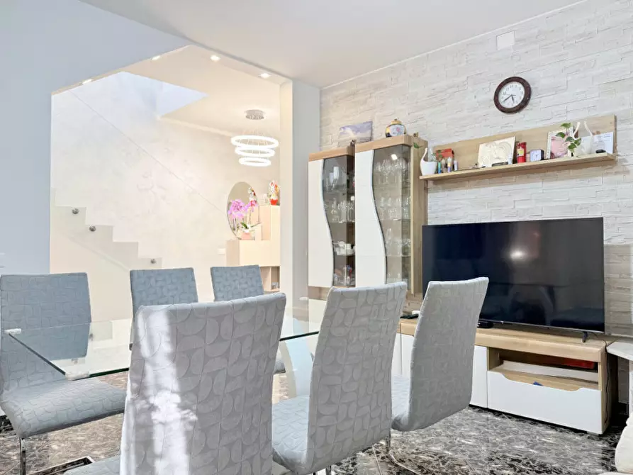 Immagine 4 di Casa bifamiliare in vendita  a Padova