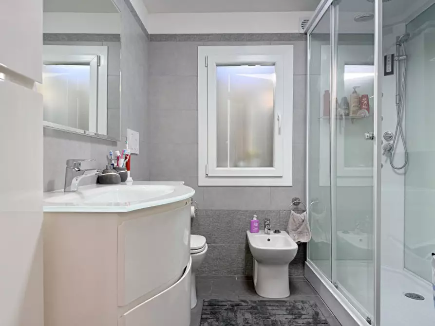 Immagine 11 di Casa bifamiliare in vendita  a Padova