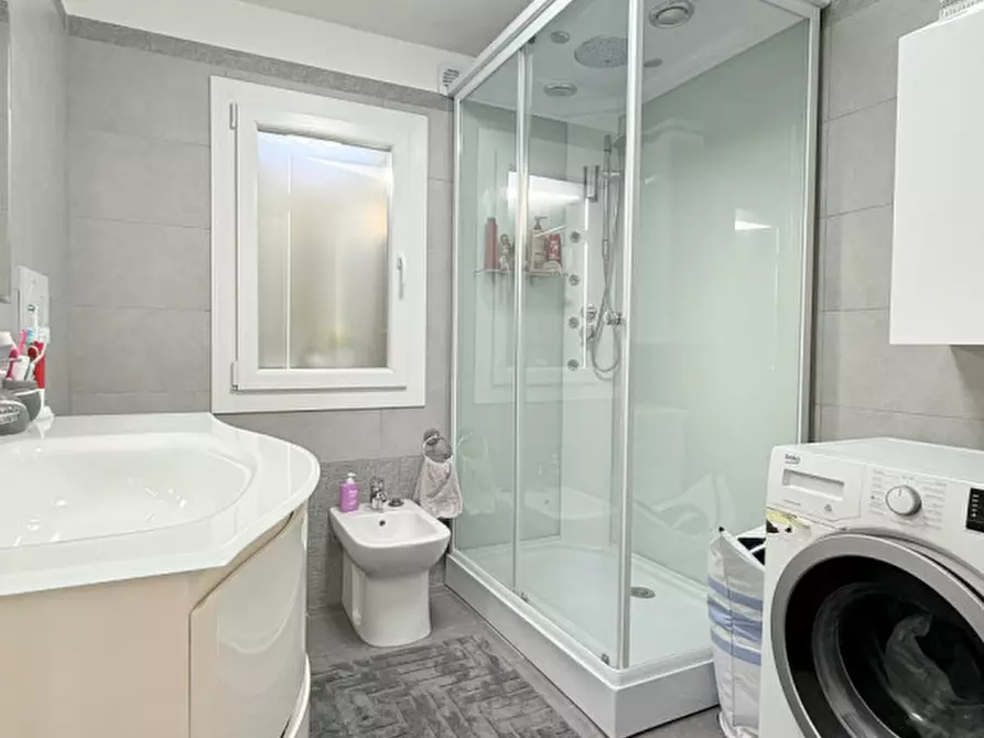 Immagine 12 di Casa bifamiliare in vendita  a Padova