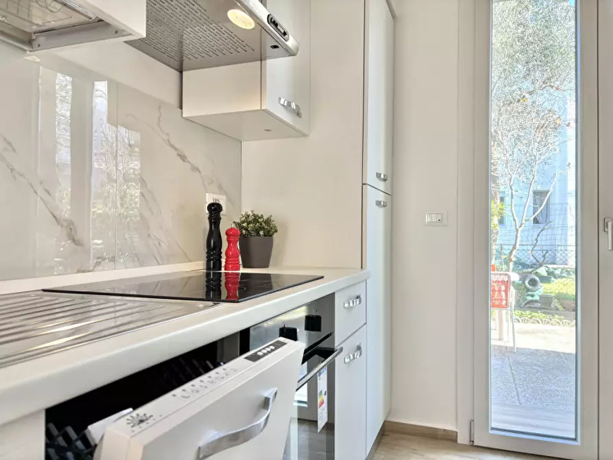 Immagine 3 di Appartamento in vendita  in VIA RAFFAELLO SANZIO, 3 a Cesenatico