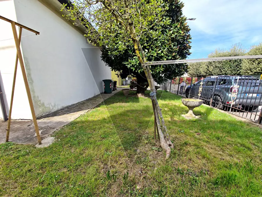 Immagine 4 di Casa indipendente in vendita  in Via Provenza 7 a Padova