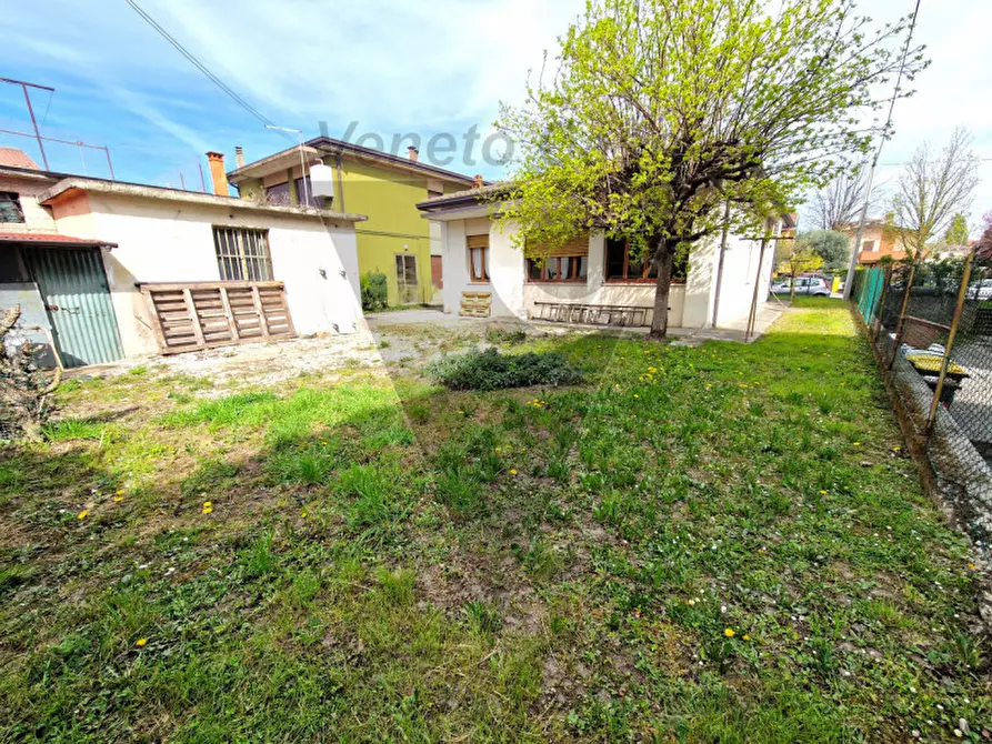 Immagine 6 di Casa indipendente in vendita  in Via Provenza 7 a Padova