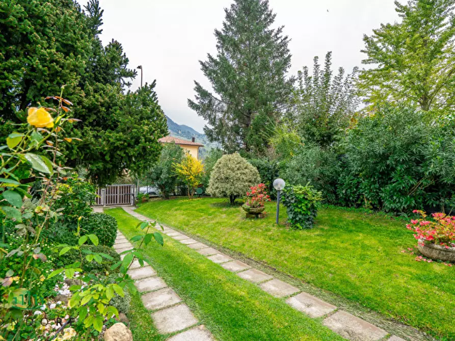 Immagine 16 di Casa bifamiliare in vendita  in via Belvedere a Marzabotto