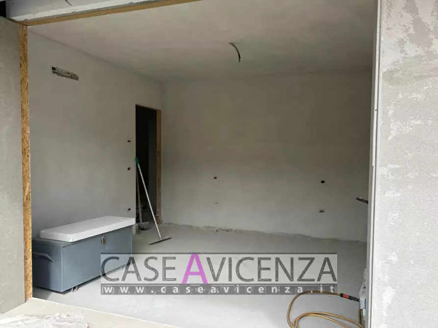 Immagine 13 di Casa trifamiliare in vendita  in Via Roma a Camisano Vicentino