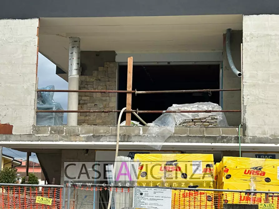 Immagine 21 di Casa trifamiliare in vendita  in Via Roma a Camisano Vicentino