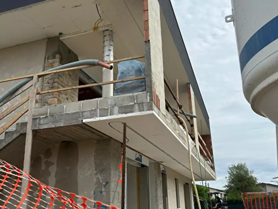 Immagine 31 di Casa trifamiliare in vendita  in Via Roma a Camisano Vicentino
