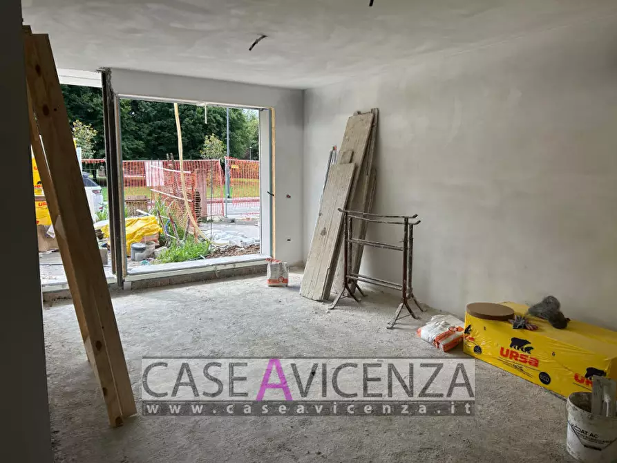 Immagine 35 di Casa trifamiliare in vendita  in Via Roma a Camisano Vicentino