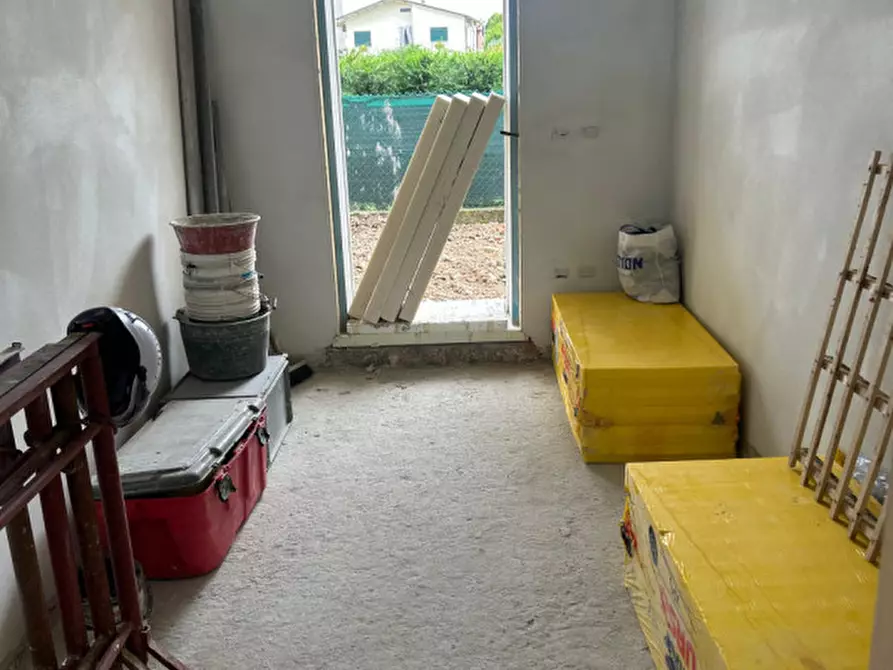 Immagine 38 di Casa trifamiliare in vendita  in Via Roma a Camisano Vicentino