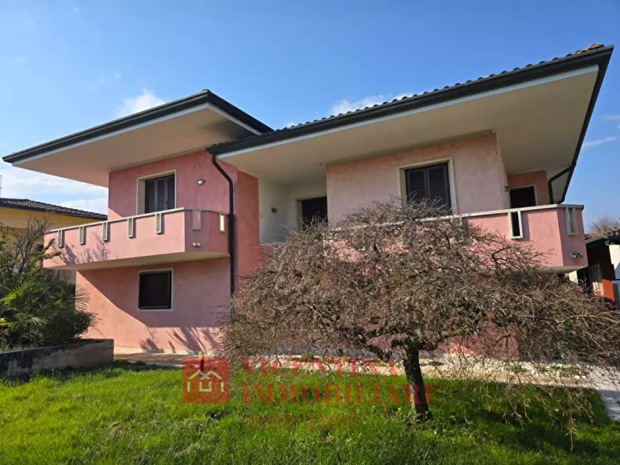 Immagine 3 di Villa in vendita  in Via Trento e Trieste a Gazzo Padovano