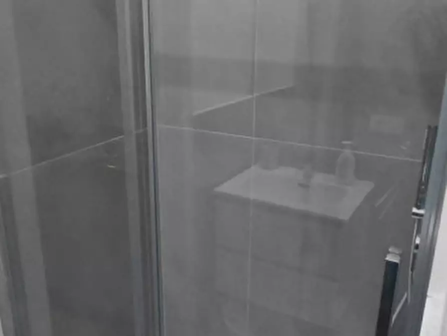 Immagine 22 di Appartamento in affitto  in via Tarantino 14 a Napoli