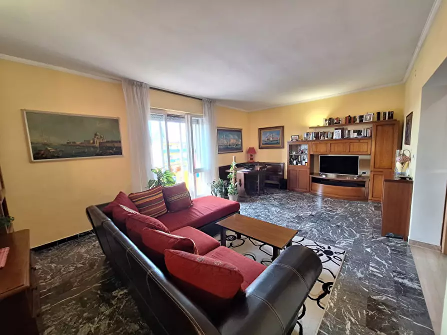 Immagine 1 di Appartamento in vendita  in via castel tesino a Venezia