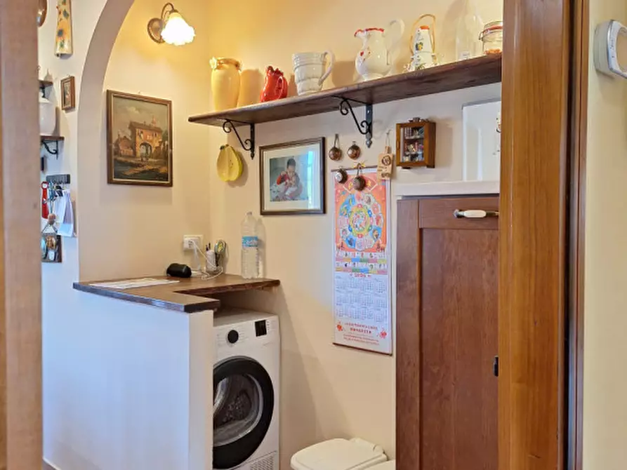 Immagine 6 di Appartamento in vendita  in via castel tesino a Venezia