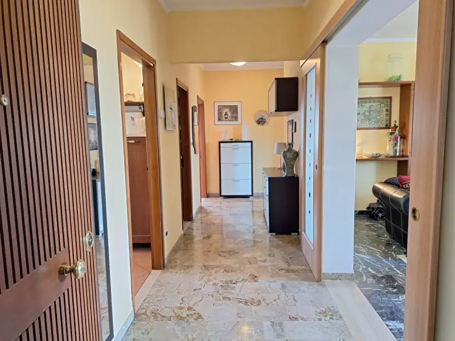 Immagine 11 di Appartamento in vendita  in via castel tesino a Venezia