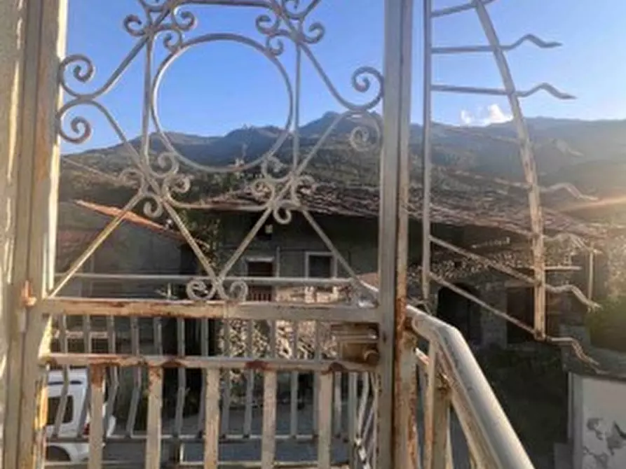 Immagine 5 di Appartamento in vendita  in Frazione Le Tous snc, 11027 Saint-Vincent Aosta a Saint-Vincent