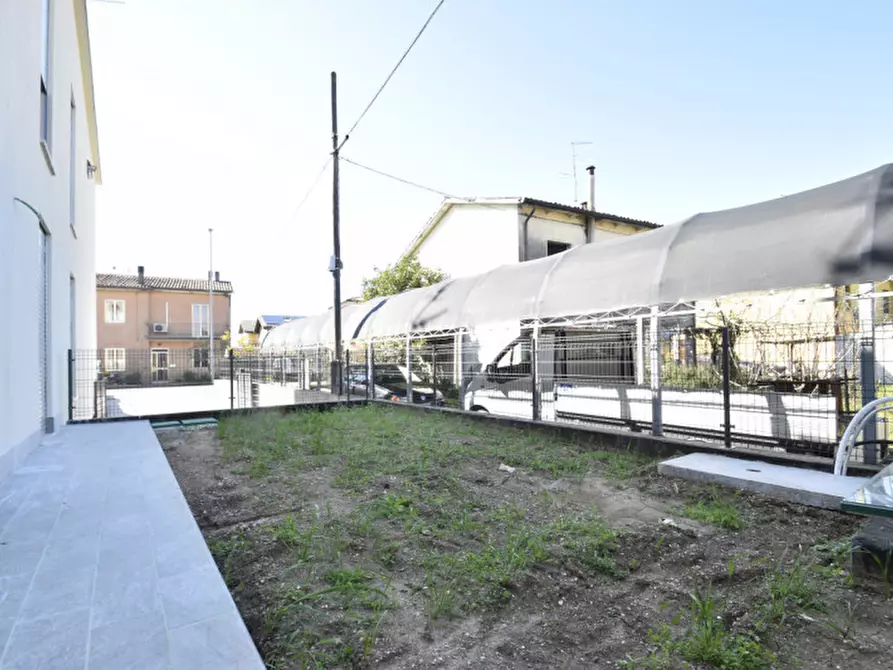 Immagine 12 di Casa bifamiliare in vendita  in Via Crocetta 35 a Mozzecane
