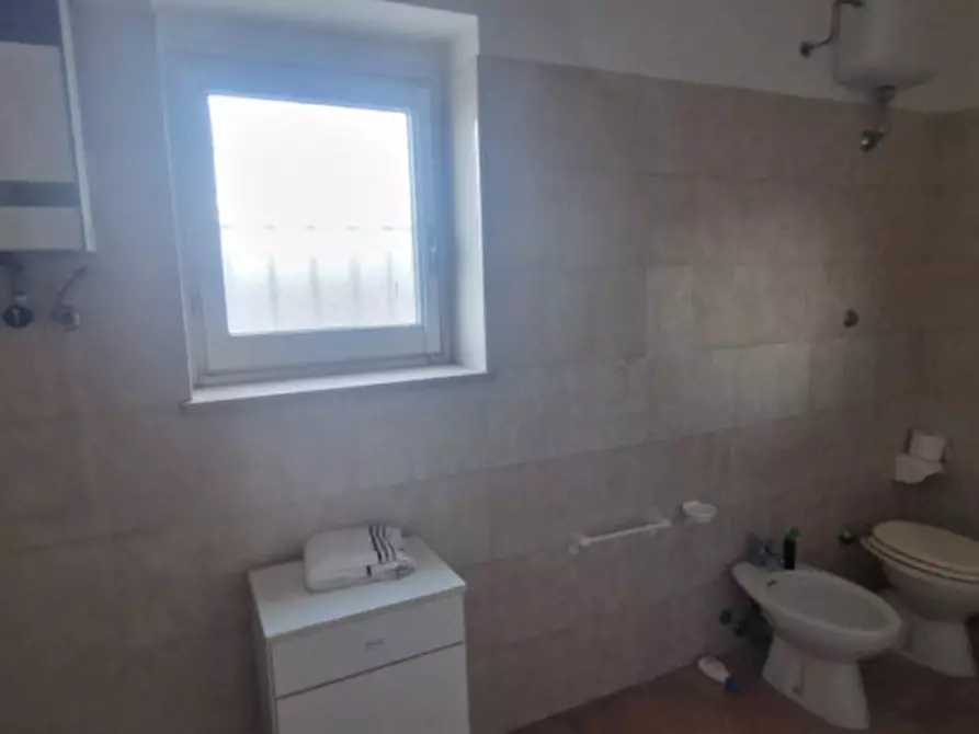 Immagine 53 di Rustico / casale in vendita  in direzione quattro strade elice a Città Sant'angelo