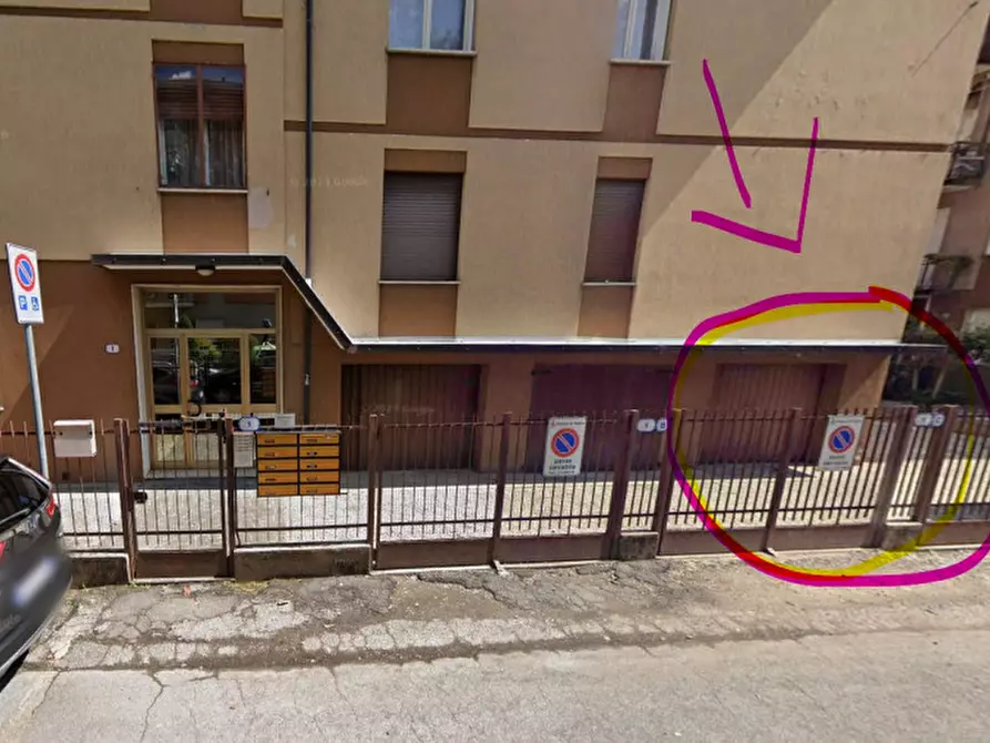 Immagine 2 di Garage in affitto  a Padova