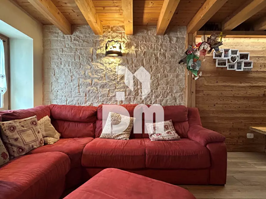 Immagine 2 di Casa indipendente in vendita  in Via Dante Alighieri a Roana