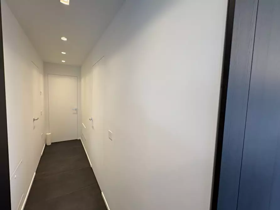 Immagine 16 di Attico in vendita  in Via Federico Garcia Lorca a Stra
