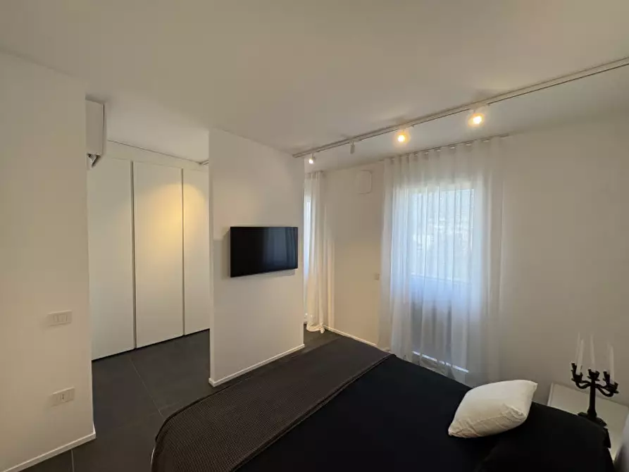 Immagine 19 di Attico in vendita  in Via Federico Garcia Lorca a Stra