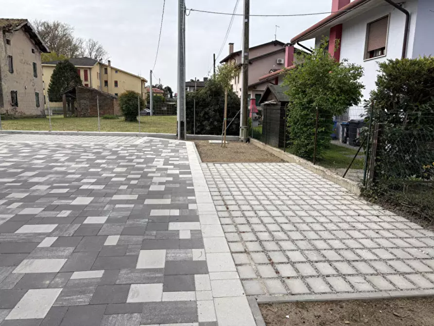 Immagine 37 di Attico in vendita  in Via Federico Garcia Lorca a Stra