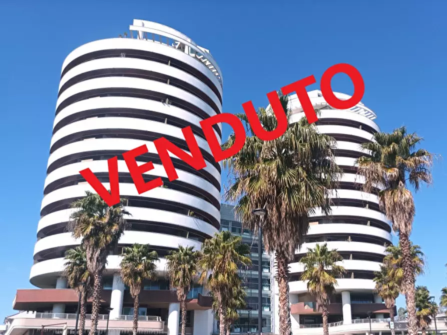 Immagine 1 di Appartamento in vendita  in Largo Filomena Delli Castelli a Pescara