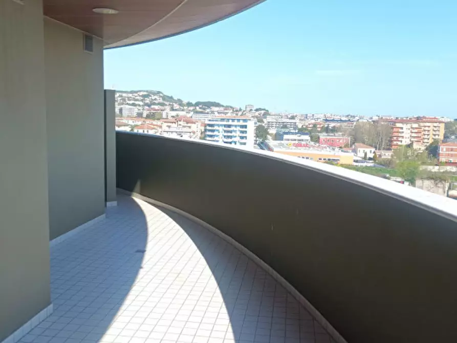 Immagine 18 di Appartamento in vendita  in Largo Filomena Delli Castelli a Pescara