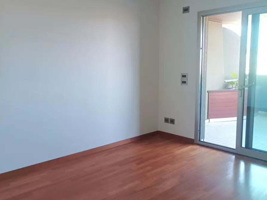 Immagine 29 di Appartamento in vendita  in Largo Filomena Delli Castelli a Pescara