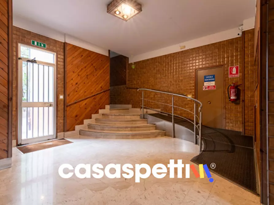 Immagine 4 di Appartamento in vendita  in Via degli Emiri a Palermo