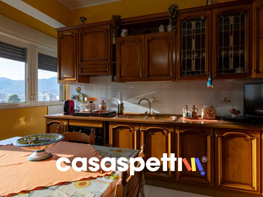 Immagine 9 di Appartamento in vendita  in Via degli Emiri a Palermo