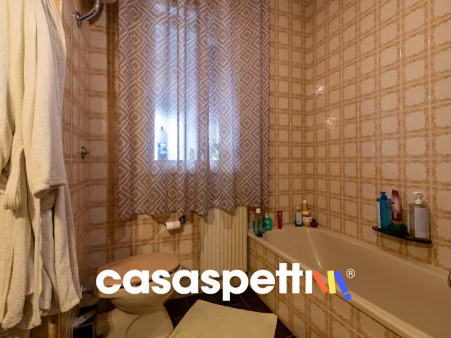 Immagine 17 di Appartamento in vendita  in Via degli Emiri a Palermo