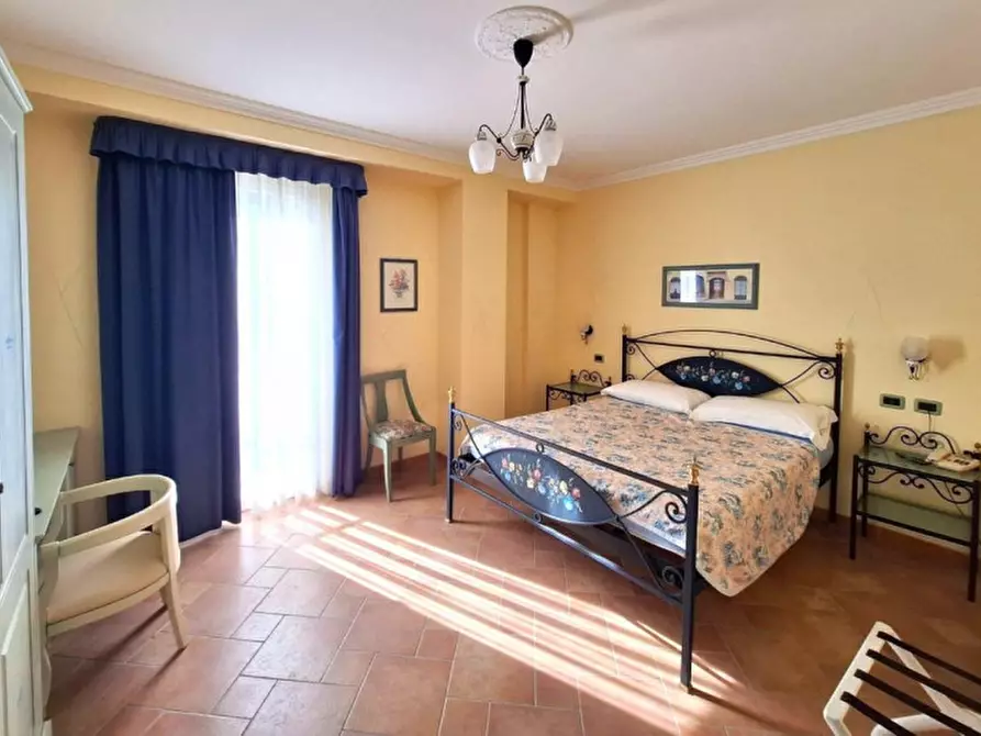 Immagine 21 di Attività commerciale in vendita  in Viale Martiri della Resistenza 1, 61010 Monte Grimano Terme PU, Italia a Monte Grimano Terme