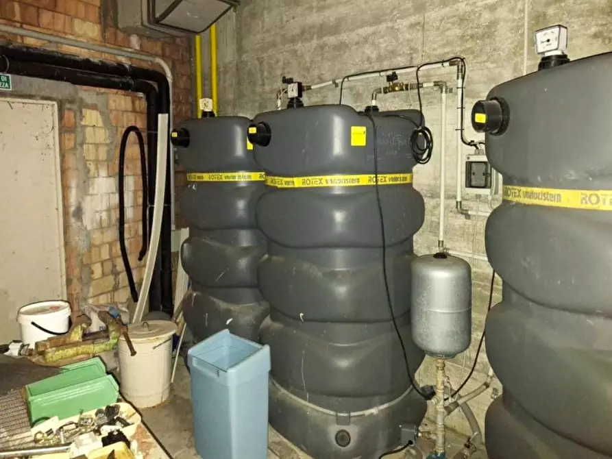 Immagine 27 di Attività commerciale in vendita  in Viale Martiri della Resistenza 1, 61010 Monte Grimano Terme PU, Italia a Monte Grimano Terme